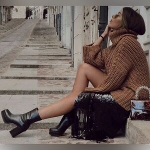 Zara Black Chunky Heel Boots